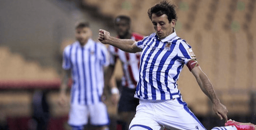 爱好者提供全球赛事-关于刚刚！今晚上海申花官宣签约斯图加特围绕国王杯回应争议，毕尔巴鄂竞技防线松动备战葡超的信息