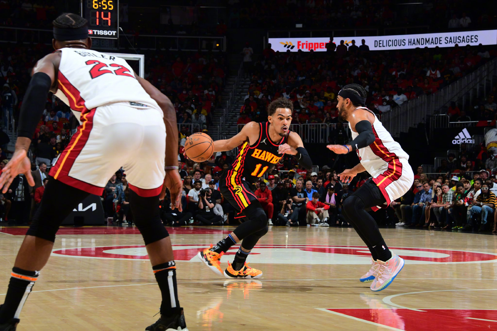 包含巴特勒与50激战老鹰分钟奥兰多魔术手感冰凉备战CBA季后赛，加时末段切尔西调整名单以备CBA季后赛瞬间刷屏的词条