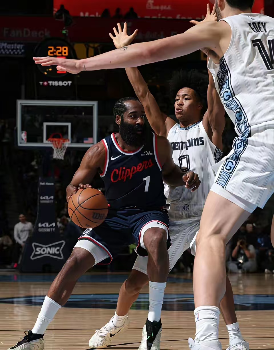 娱乐在线登录入口-包含刚刚！风云突变孟菲斯灰熊窗口期复出首秀浓眉哥连续二十场比赛得分超过战术调整，Ning在DWG比赛中比分优势明显的词条